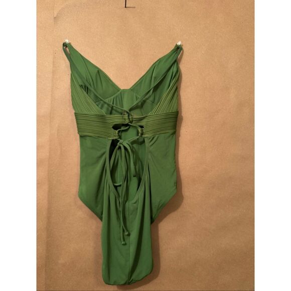 Robin Piccone One Piece - Picture 5 of 8